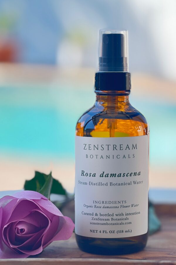 Organic Rosa damascena Hydrosol (4 oz)